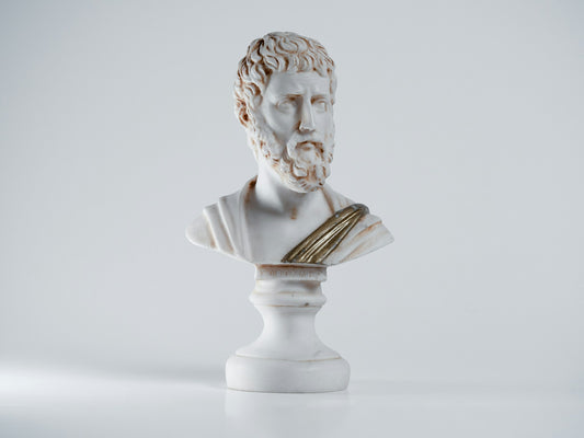 10 Unique Greek Figurines to Decorate Your Home and Office With