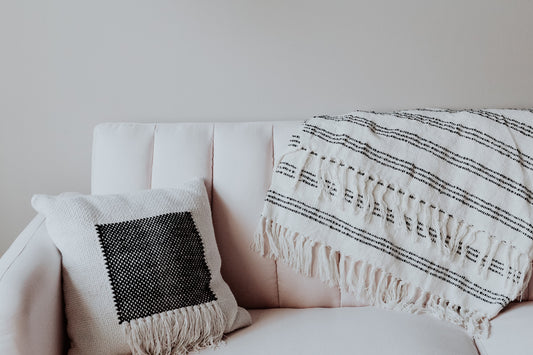 How to Cover a Sofa with a Throw: Simple Guide