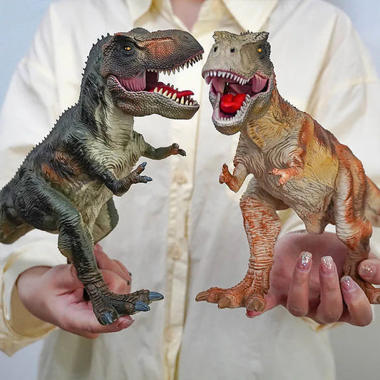 The 1/6 scale replicas of Tyrannosaurus Rex / Velociraptor