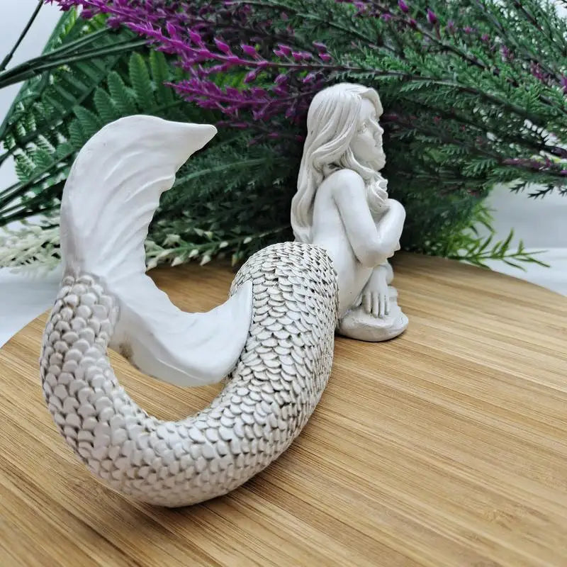 Pretty Cute Mermaid Figurine