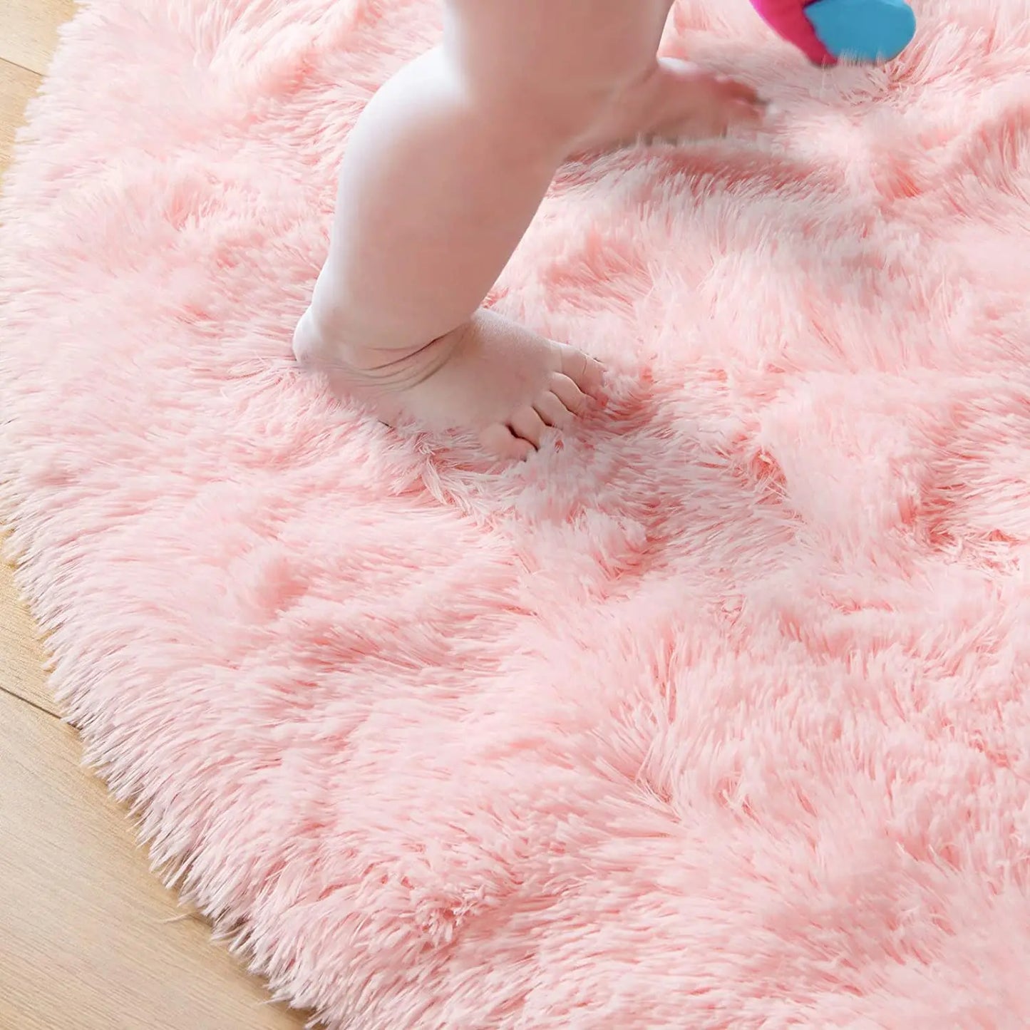 Fluffy Pink Round Carpet