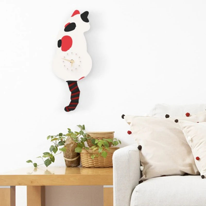 Naughty Cat Wag Tail Clock