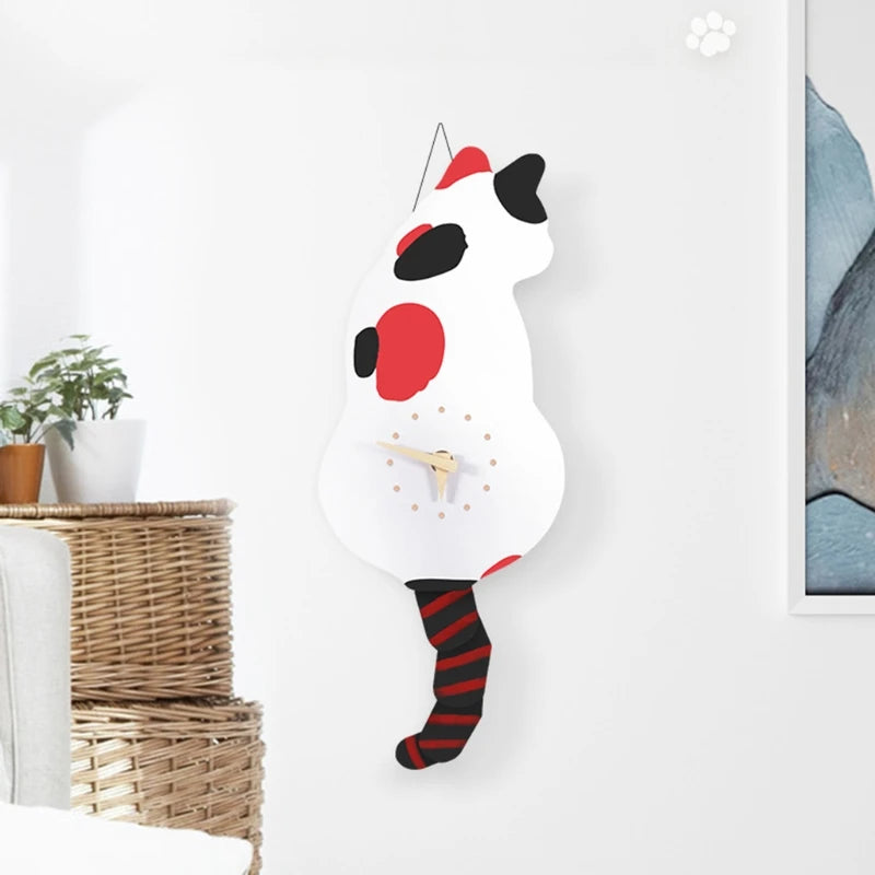 Naughty Cat Wag Tail Clock