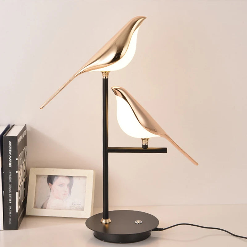 Magpie Bird LED Reading Lamp